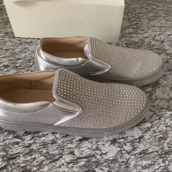 Florens Shoes - NIB Women’s Slip On’s Sneakers